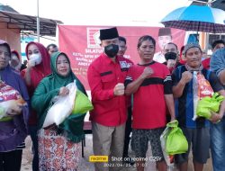 KKSS Sultra Berikan Bantuan Modal Usaha Ke Pedagang Ikan dan Sayur di TPI Sodoha Kendari