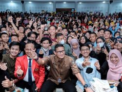 Menteri Sandiaga Dorong Mahasiswa Unhas Maksimalkan Teknologi Digital Ciptakan Peluang Usaha