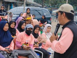 Mak Ganjar Jabar Gelar Pelatihan Ternak Jangkrik di Bandung