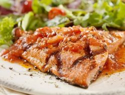5 Manfaat Ikan Salmon yang Bikin Kaget