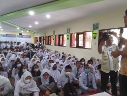 360 Siswa SMAN 8 Jakarta Ikuti Kegiatan Temu Ilmiah dan Sosial