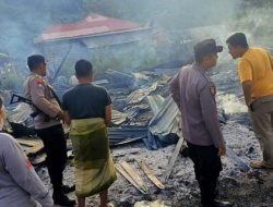 Tiga Unit Rumah Hangus Terbakar